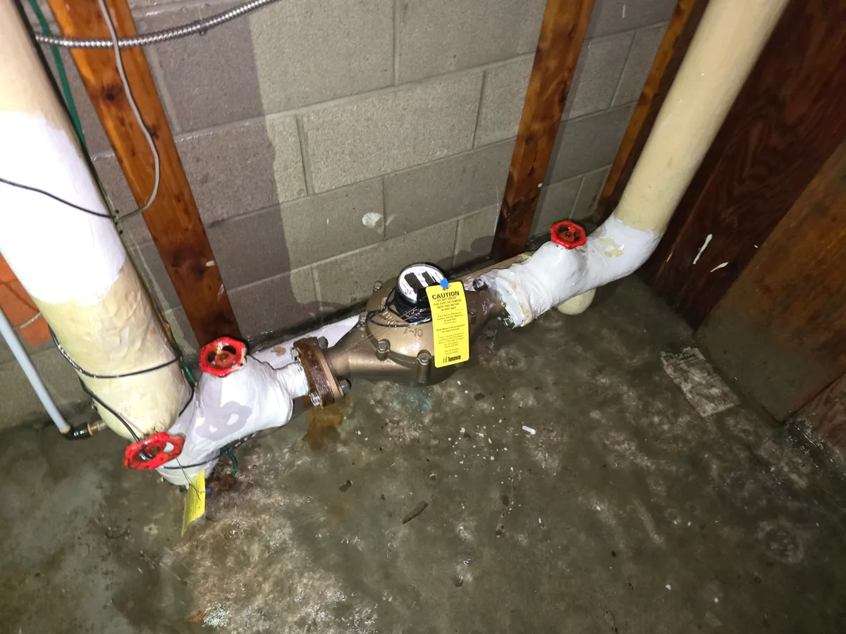 Emergency plumber in Toronto